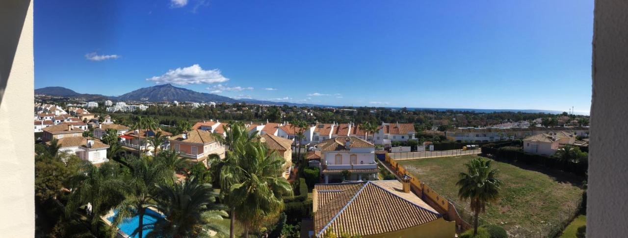 Penthouse /View/Sea/Quiet/Golf/Pool/Atalaya Lejlighed Estepona Eksteriør billede